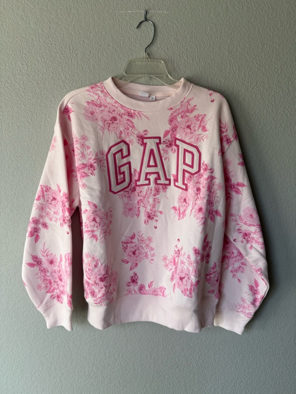 NWT GAP Pink Floral Crewneck Sweatshirt - Pop of Color